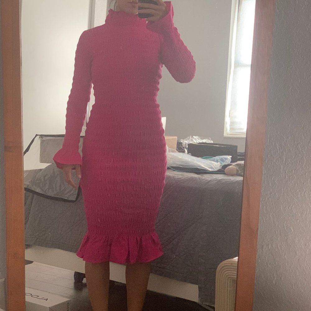 Never Fully Dressed - Pink Midi Dress